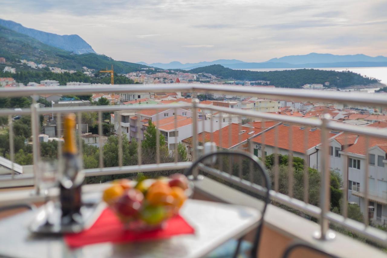 Apartment Paradise Макарска Экстерьер фото