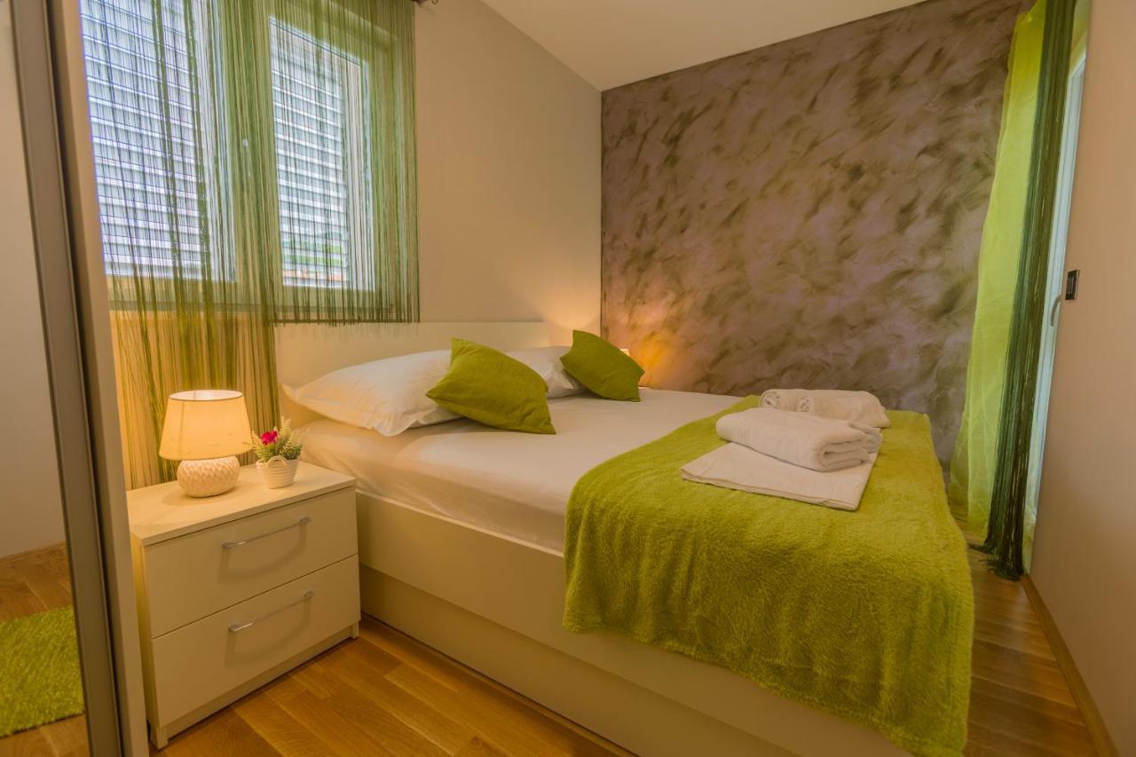 Apartment Paradise Макарска Экстерьер фото