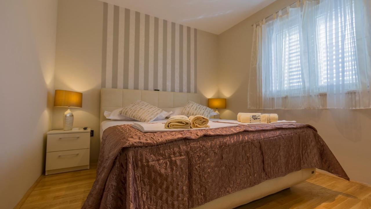 Apartment Paradise Макарска Экстерьер фото